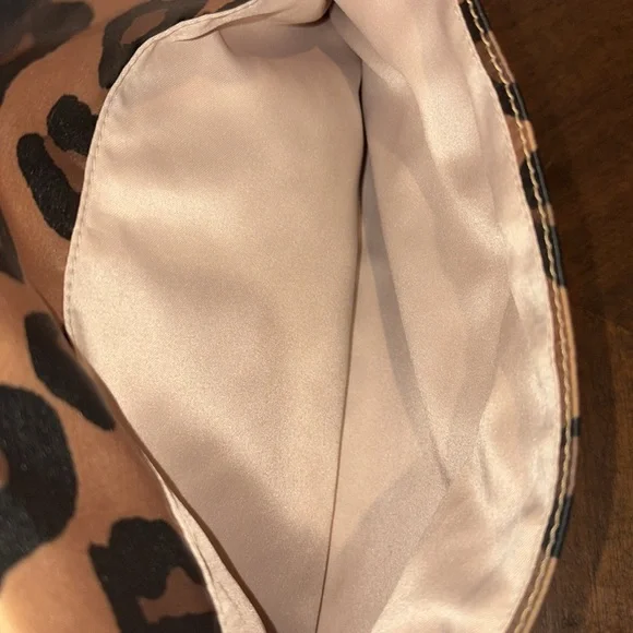 Coach Cheetah print shoulder bag gold/black/patent leather trim chain strap - Picture 11 of 17